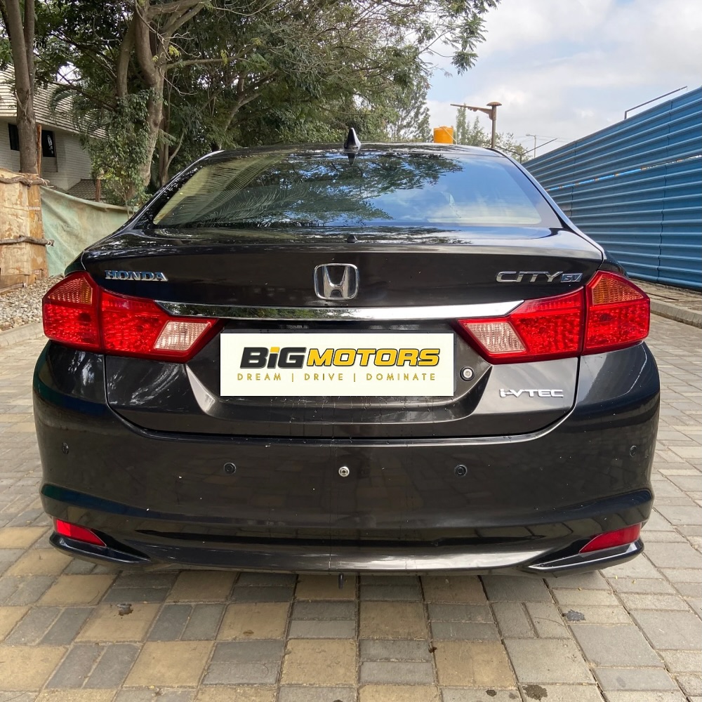 Vehicle Status - SOLD For more details Call or WhatsApp - +91 7619114574 🏛 Registration - Karnataka Name - HONDA CITY 1.5 SV (I VTEC) Make Year - 2015 KM Driven - 97500 No. of Owners - First🛡 Insuranc (9)